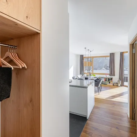 Chasa Alpvista Apartment