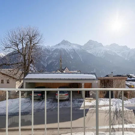 Apartment Chasa Alpvista Sent