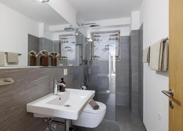 Chasa Alpvista * Sent